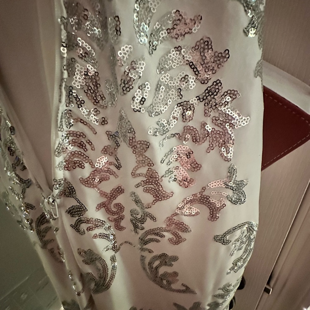super cute sequin dress - Picture 4 of 5